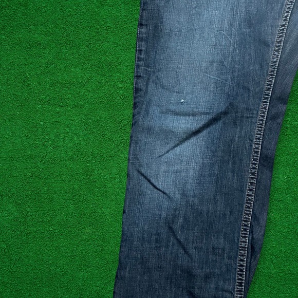 Levi's 514 Slim Fit Jeans - Picture 3 of 4